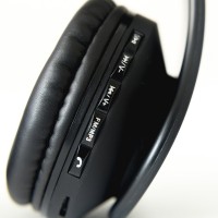 Vorschau: Funk-Kopfhörer (Bluetooth / FM Radio / SD Karte) Vorschau: Funk-Kopfhörer (Bluetooth / FM Radio / SD Karte)