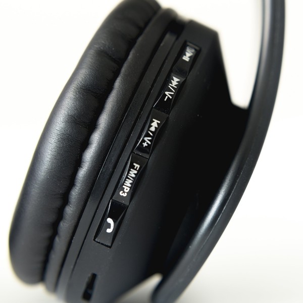 Funk-Kopfhörer (Bluetooth / FM Radio / SD Karte)